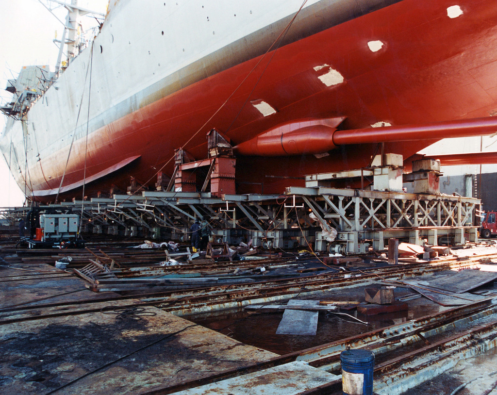 Low Angle Port Quarter Stern On View Of The Us Navy Usn Arleigh Burke