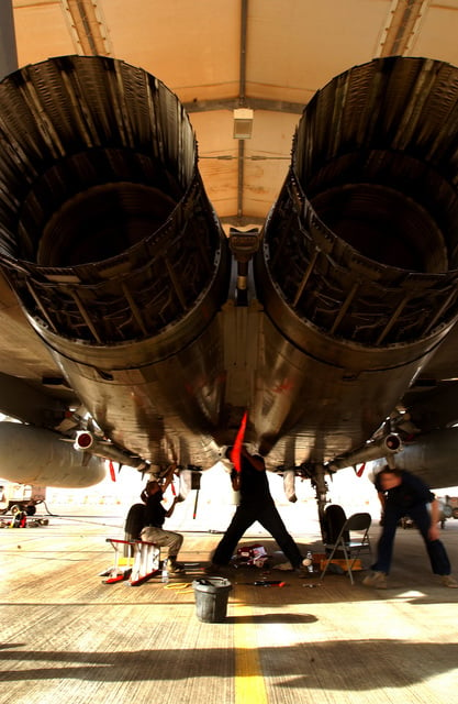 US Air Force USAF Aircraft Maintenance Members Deployed To The 363rd