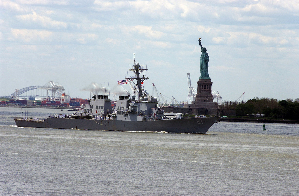 Steuerbord Ansicht Der US Navy USN Arleigh Burke Class Flug I