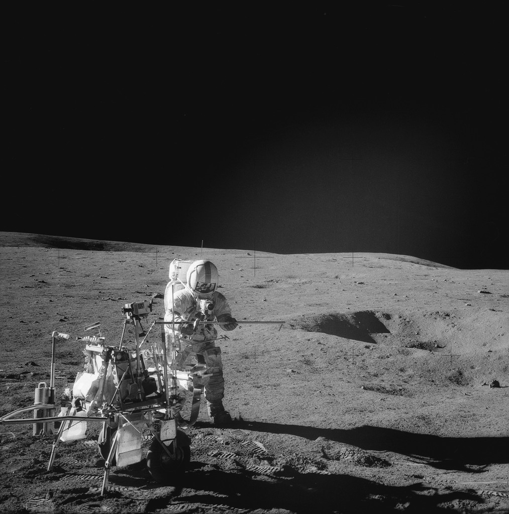 AS14 68 9405 Apollo 14 Apollo 14 Mission Image Astronaut Alan B