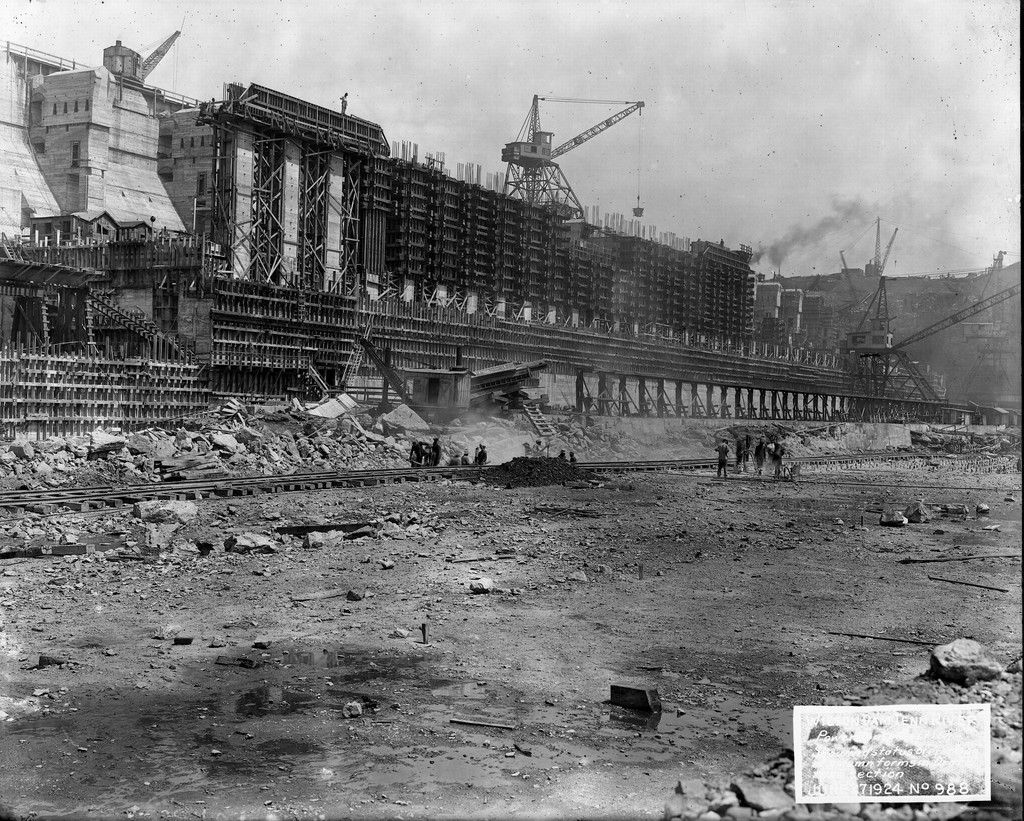 Photograph of Wilson Dam Construction - NARA & DVIDS Public Domain ...