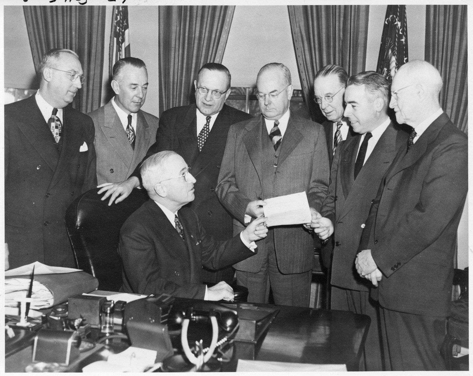 President Harry S Truman Meets With Home Owner S Loan