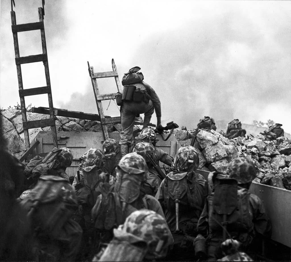 Leathernecks Use Scaling Ladders to Storm Ashore at Inchon in an ...