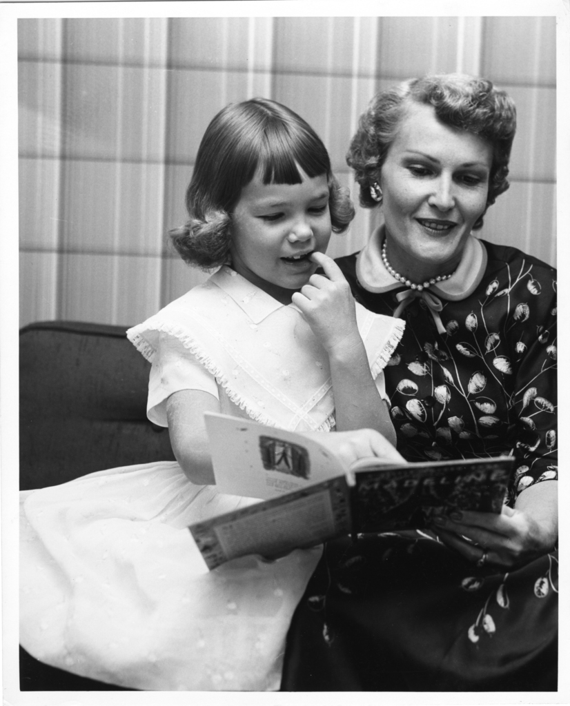 Pat Nixon Reads To Julie Nixon From A Children S Book Nara Dvids Public Domain Archive Public Domain Search