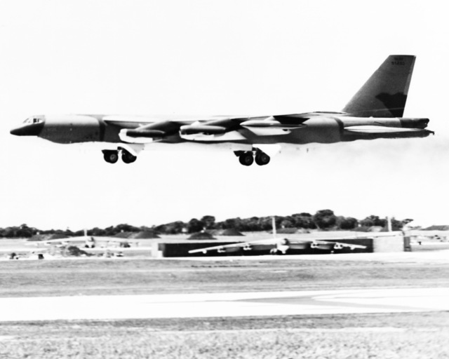 A US Air Force (USAF) B-52H Stratofortress aircraft on landing approach ...