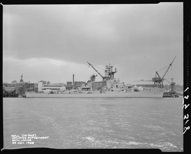 Navy Ship Dd-945 Hull - Public Domain Photogrpaph - Nara & Dvids Public 