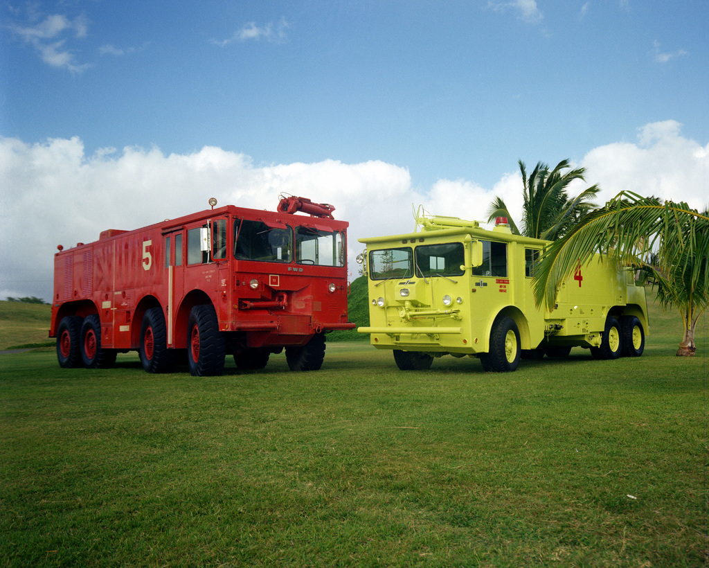 Seagrave Fire apparatus Trucks