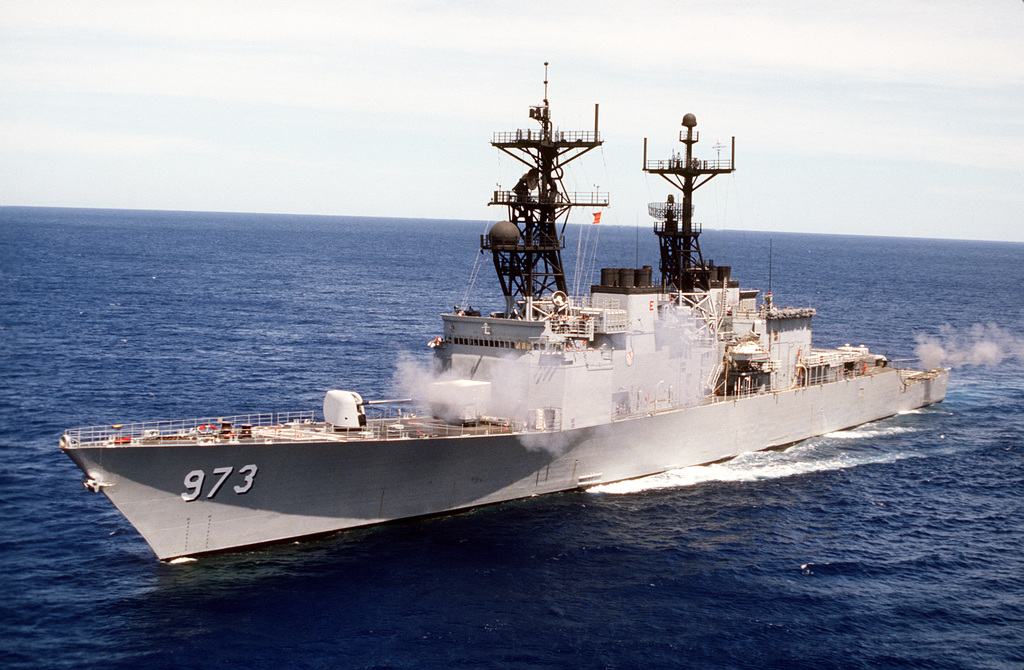 Aerial port bow view of the Spruance class destroyer USS JOHN YOUNG (DD ...