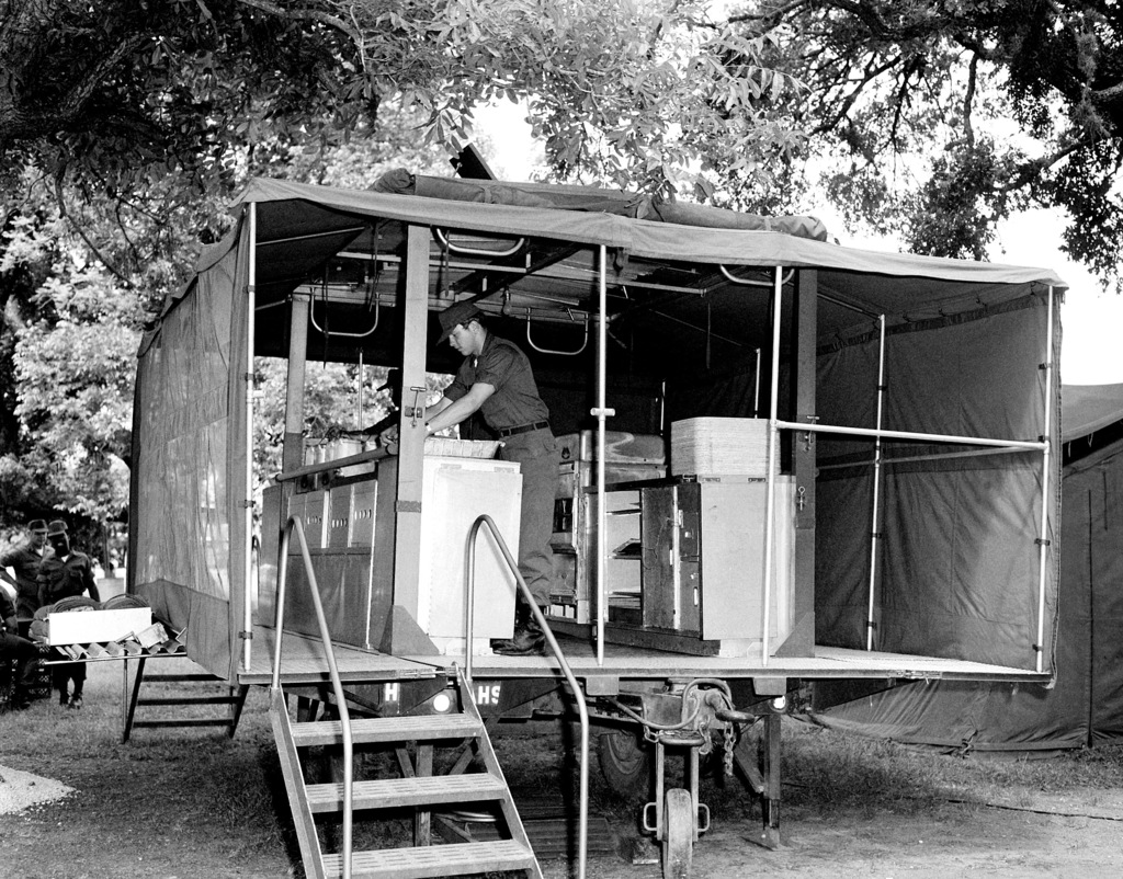 Army Kitchen