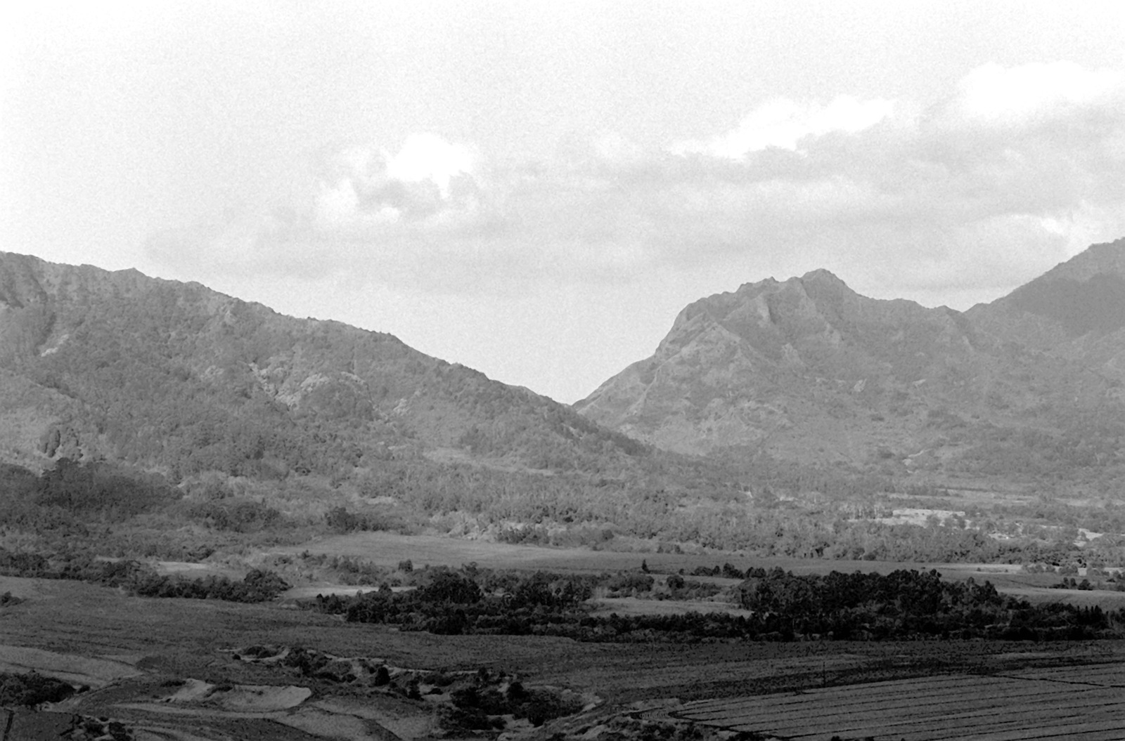 A View Of Kolekole Pass Schofield Barracks Nara And Dvids Public Domain Archive Public Domain 