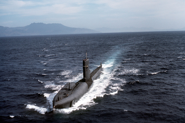 Aerial port bow view of the attack submarine USS GRAYBACK (SS-574