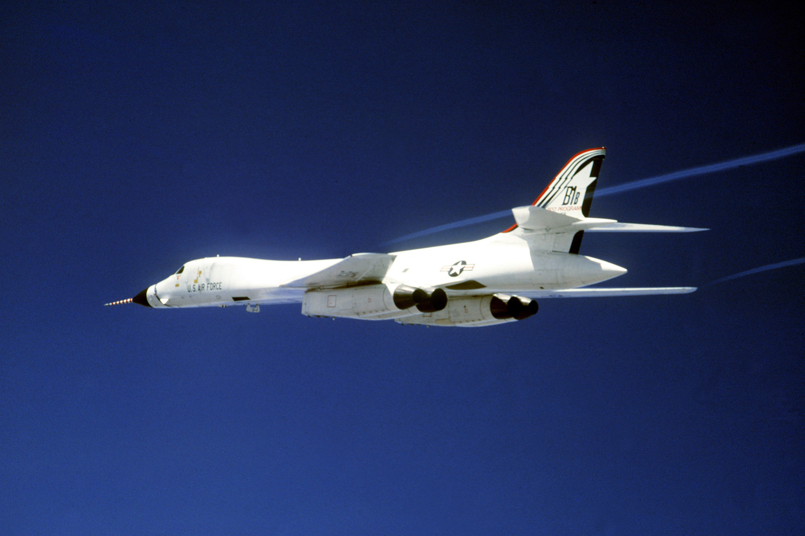 An Air-to-air Left Rear View Of A B-1B Bomber Aircraft From Edwards Air ...