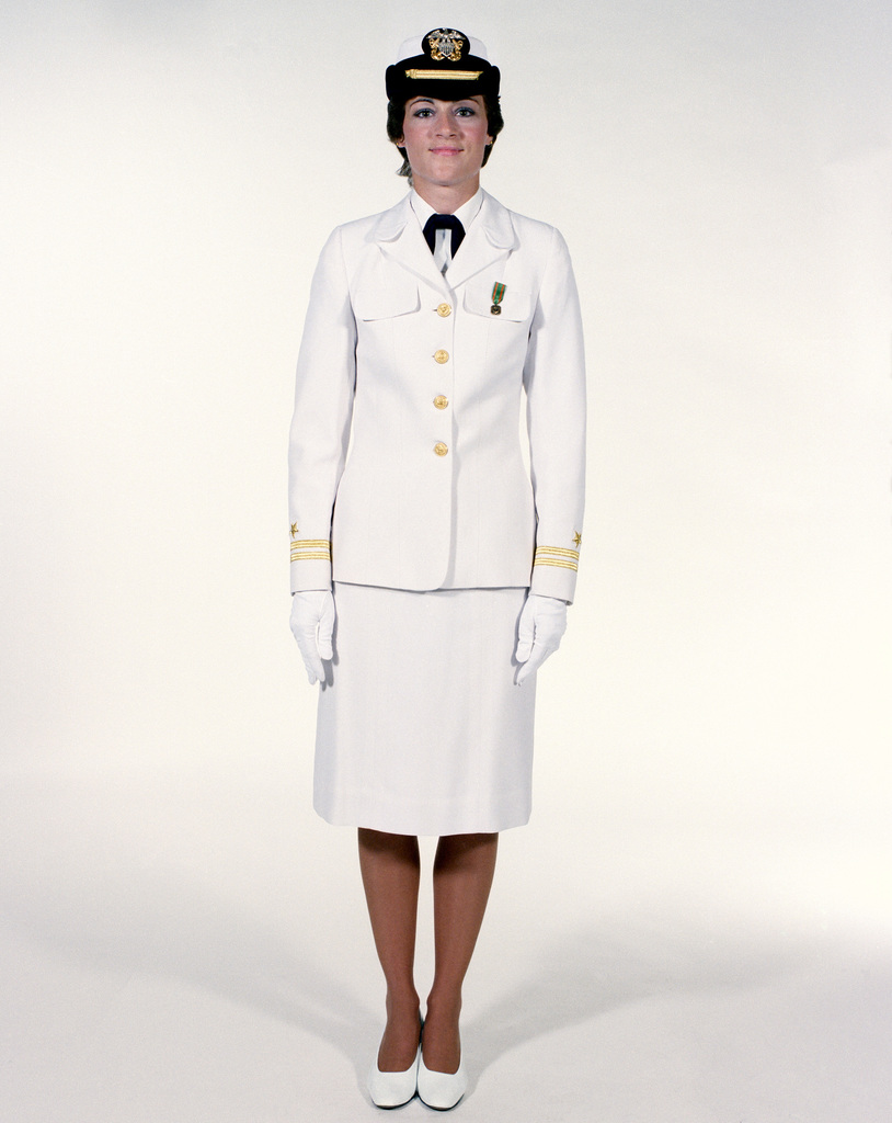 Uniform: Dinner dress white, female Navy officers - NARA & DVIDS Public ...