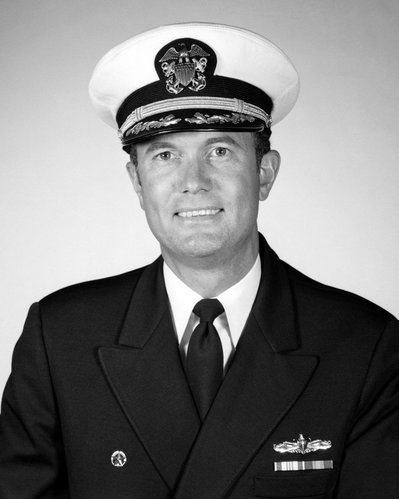 Commander Fred G. Prickett Jr., USN (covered) - PICRYL - Public Domain ...