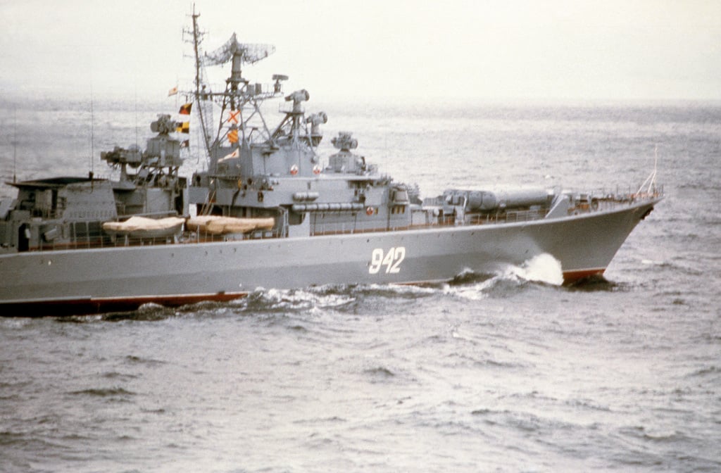 A starboard (forward) view of the Soviet 