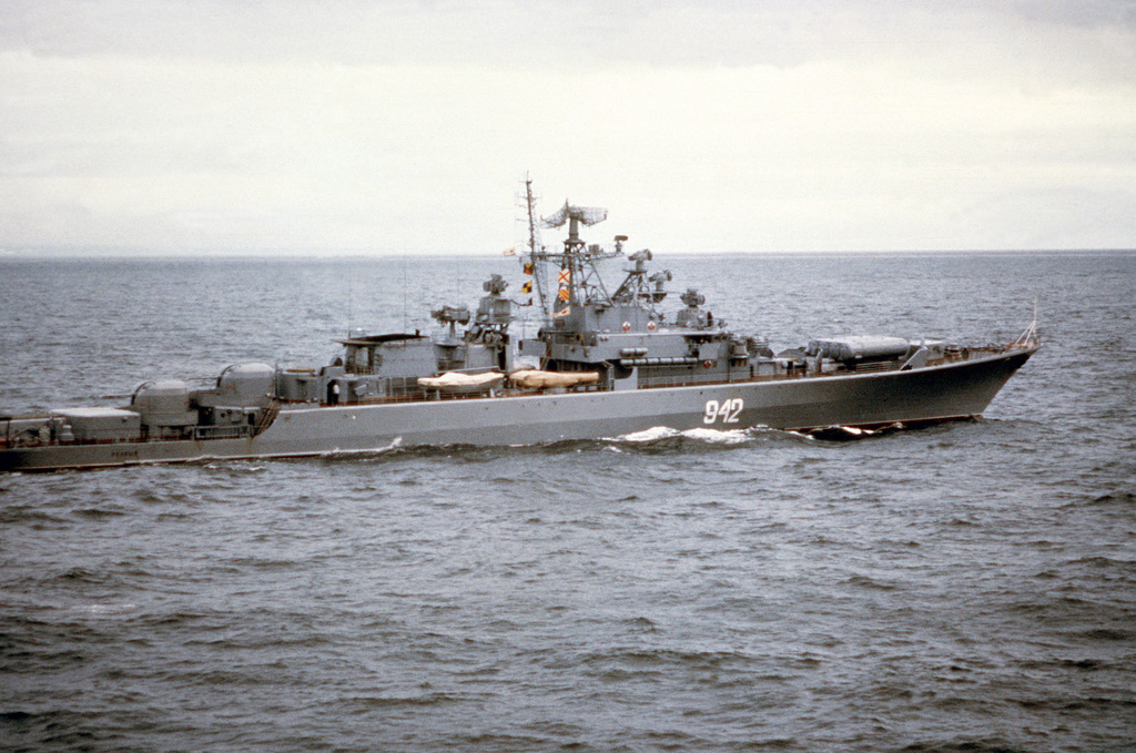 A starboard view of the Soviet Krivak II class guided missile frigate ...