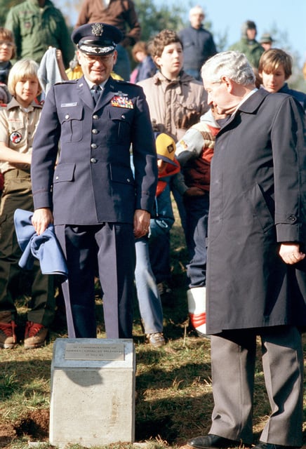 Brigadegeneral Robert Norman, Kommandeur Des 601st Tactical Control ...