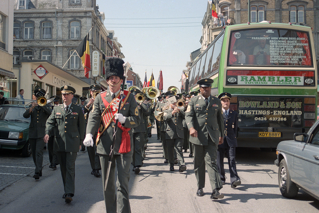 The 33rd Army Band marches in a parade on the 40th anniversary of D-day ...