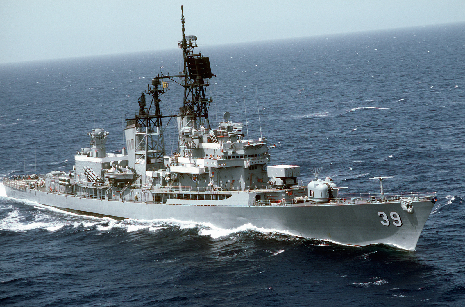 A starboard bow view of the guided missile destroyer USS MACDONOUGH ...