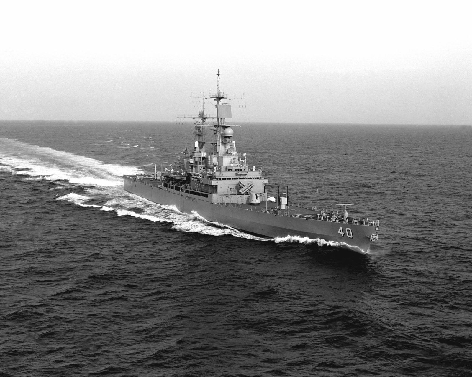 Aerial starboard bow view of the Virginia class nuclear-powered guided ...