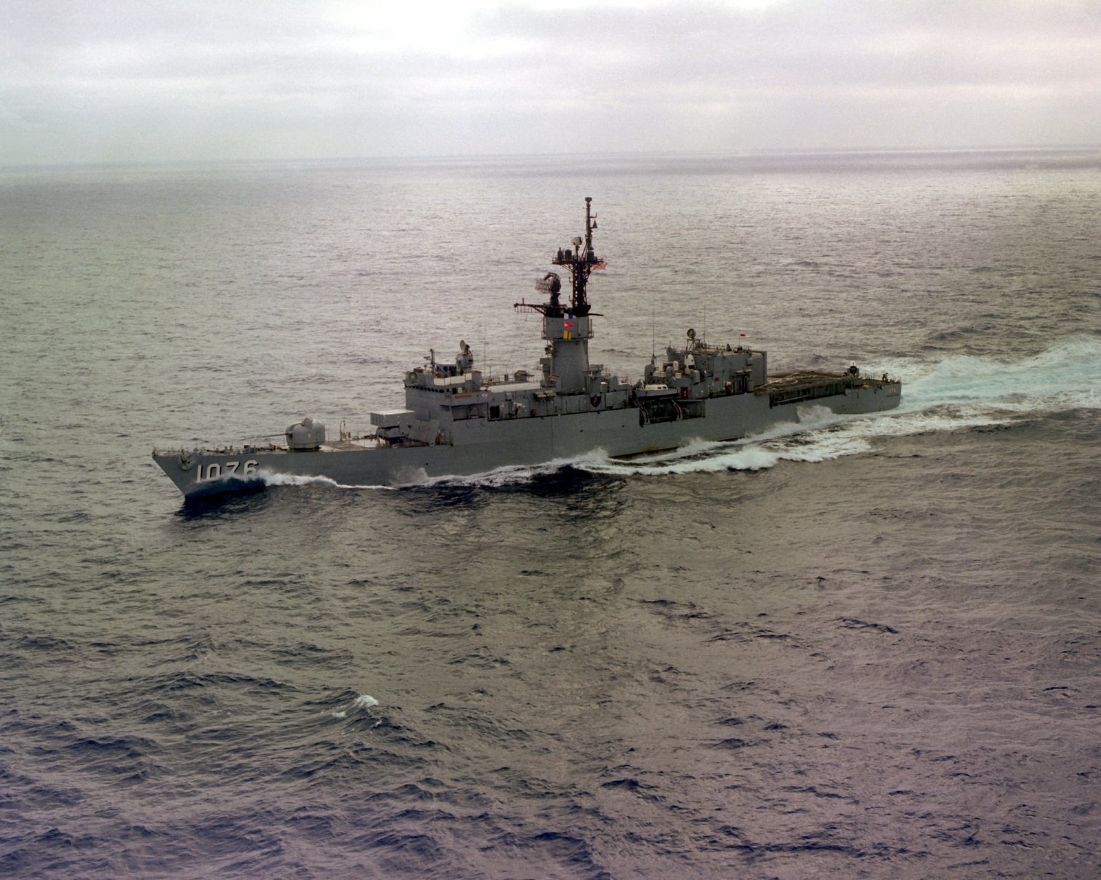 A port bow view of the frigate USS FANNING (FF-1076) underway - NARA ...