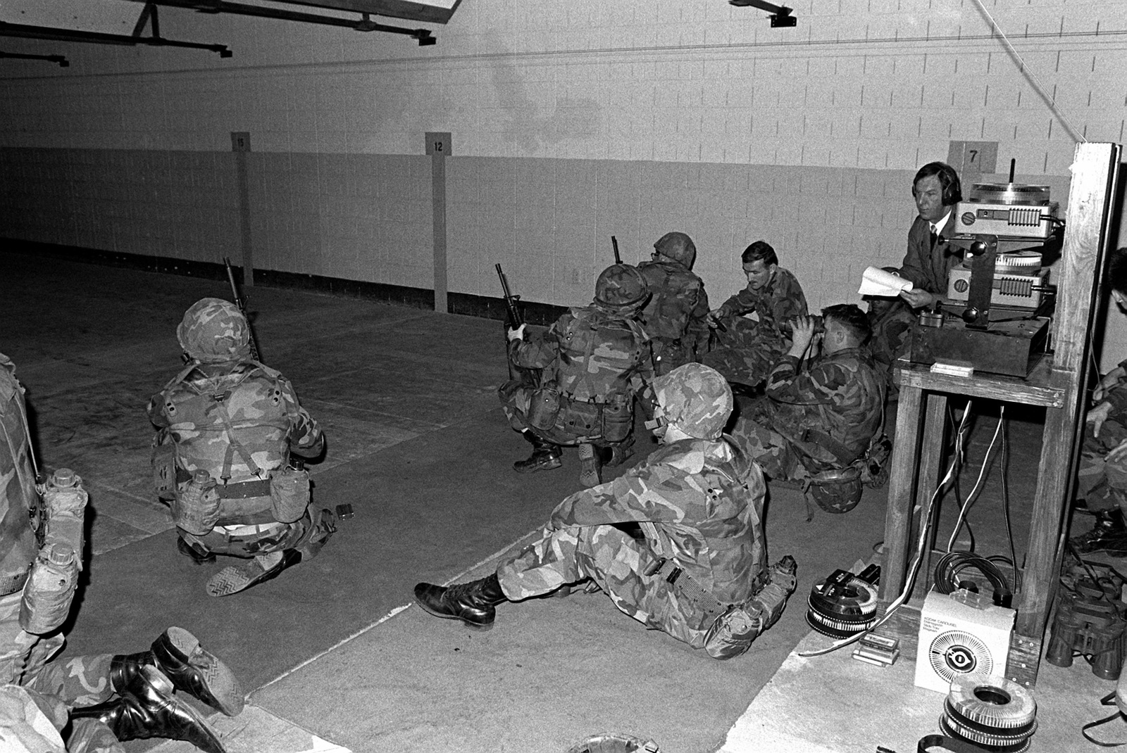 Members of the 2nd Marine Division practice with M16A2 rifles on an ...