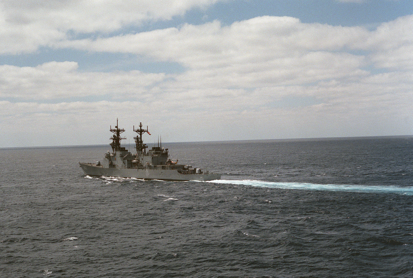 A port quarter view of the destroyer USS SPRUANCE (DD 963) underway ...