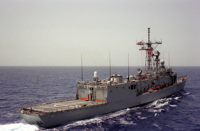 A starboard quarter view of the guided missile frigate USS NICHOLAS ...