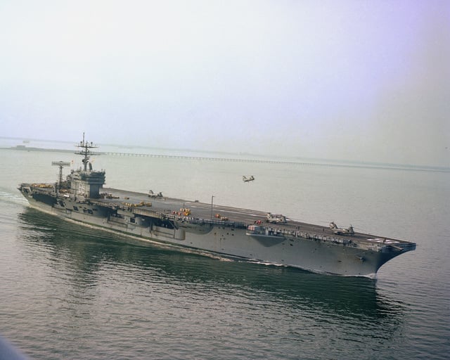 A starboard bow view of the nuclear-powered aircraft carrier USS DWIGHT ...