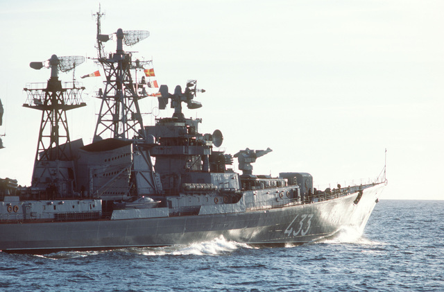 Starboard view of a Soviet Mod Kashin class guided missile destroyer ...