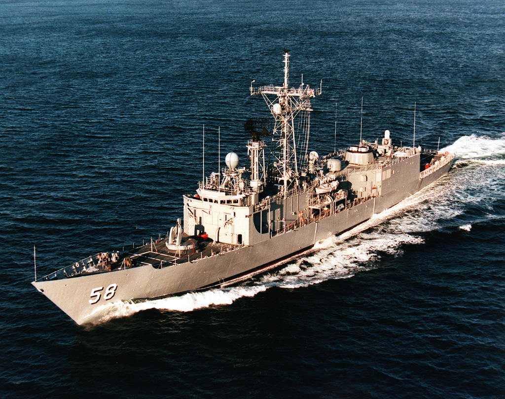 Modern ship. USS FFG-14. Эсминец США Samuel b. Mogami class Missile Frigate.