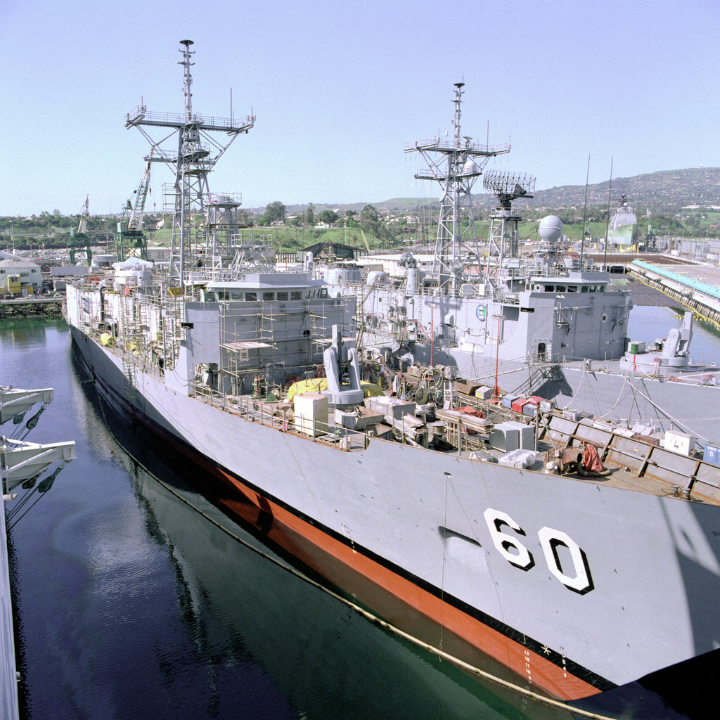 Будь готов корабль. Фрегат Ingraham. USS FFG. 60 Корабль. Американский Фрегат USS Rodney m. Davis.