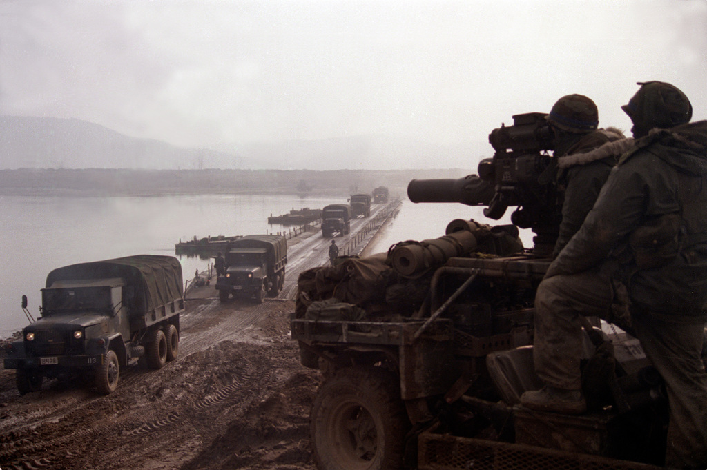 Операция серий. Missile Tow фильм. The wire from a Tow Missile.