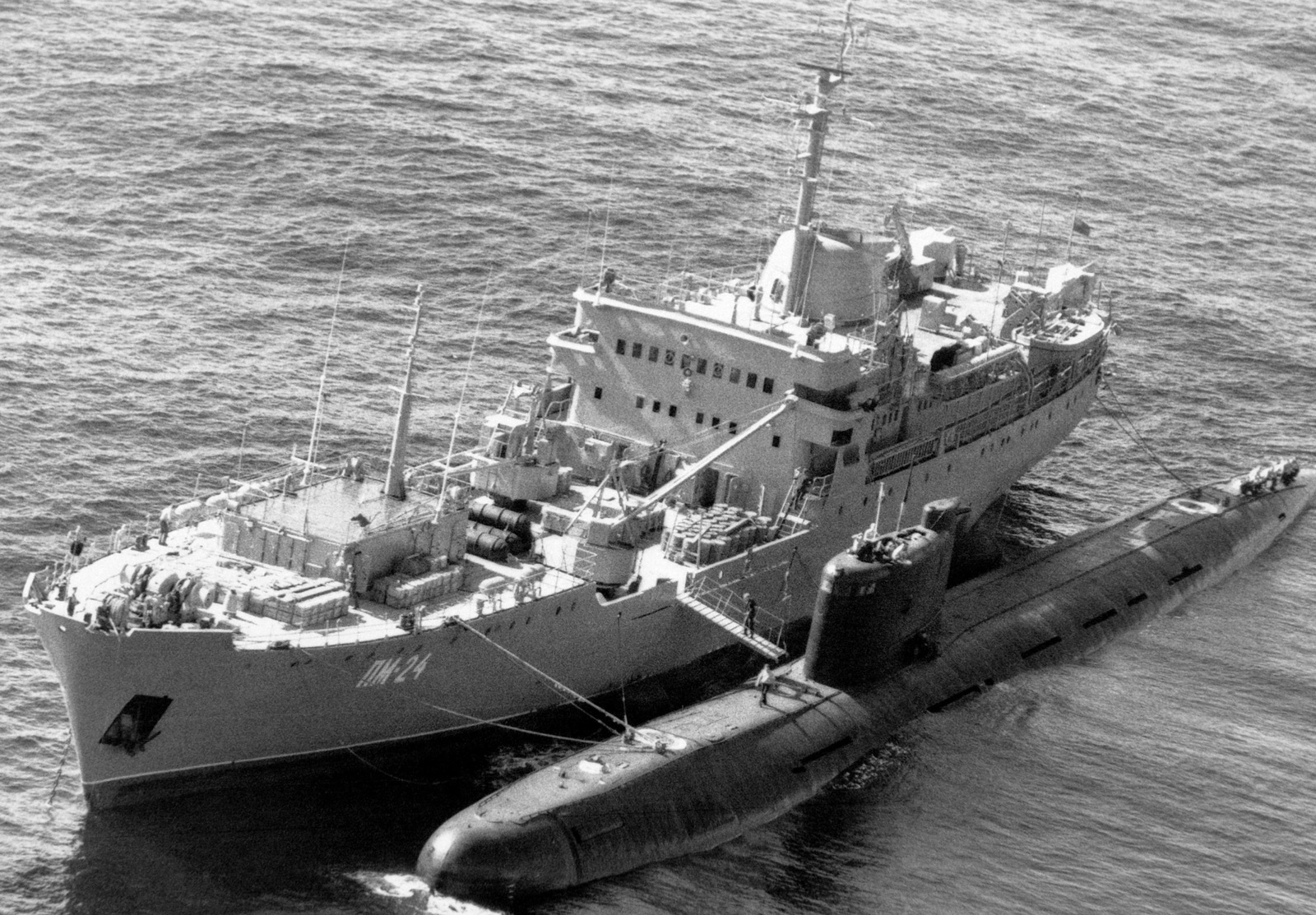 An Elevated Port Bow View Of A Soviet Tango Class Submarine Alongside ...