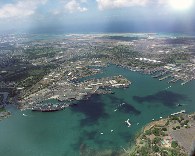 An aerial view of the naval base during Exercise RIMPAC '86 - NARA ...