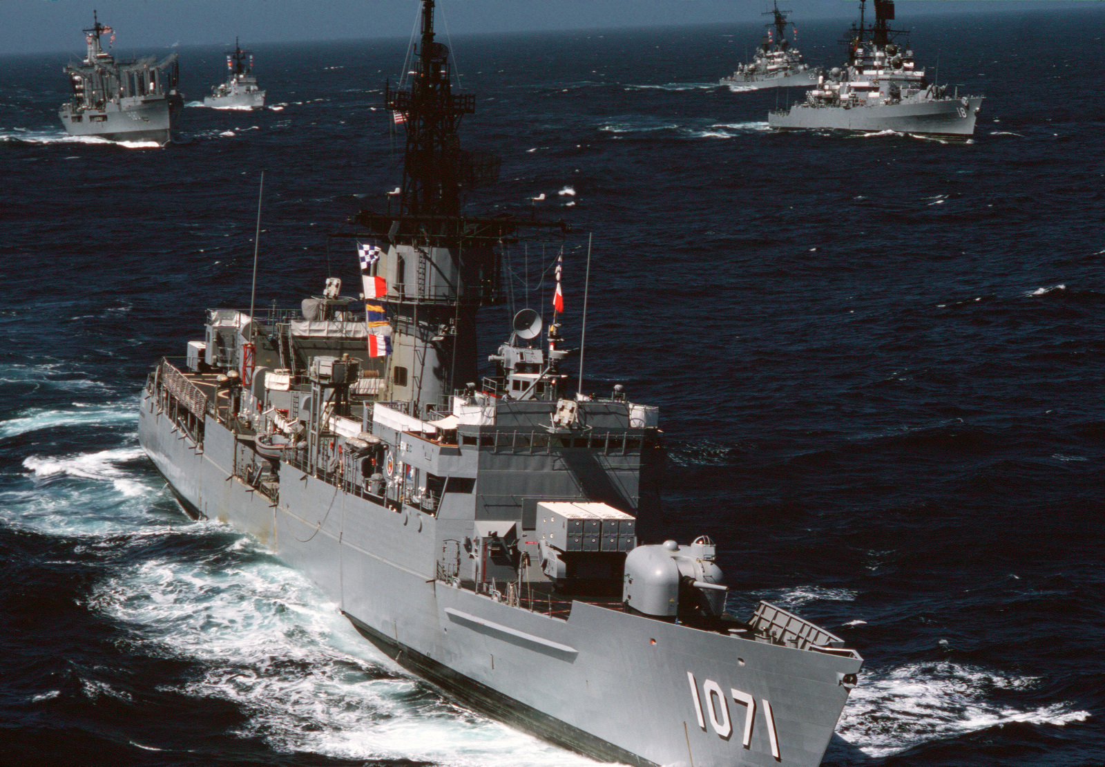 A starboard bow view of the frigate USS BADGER (FF 1071) underway with