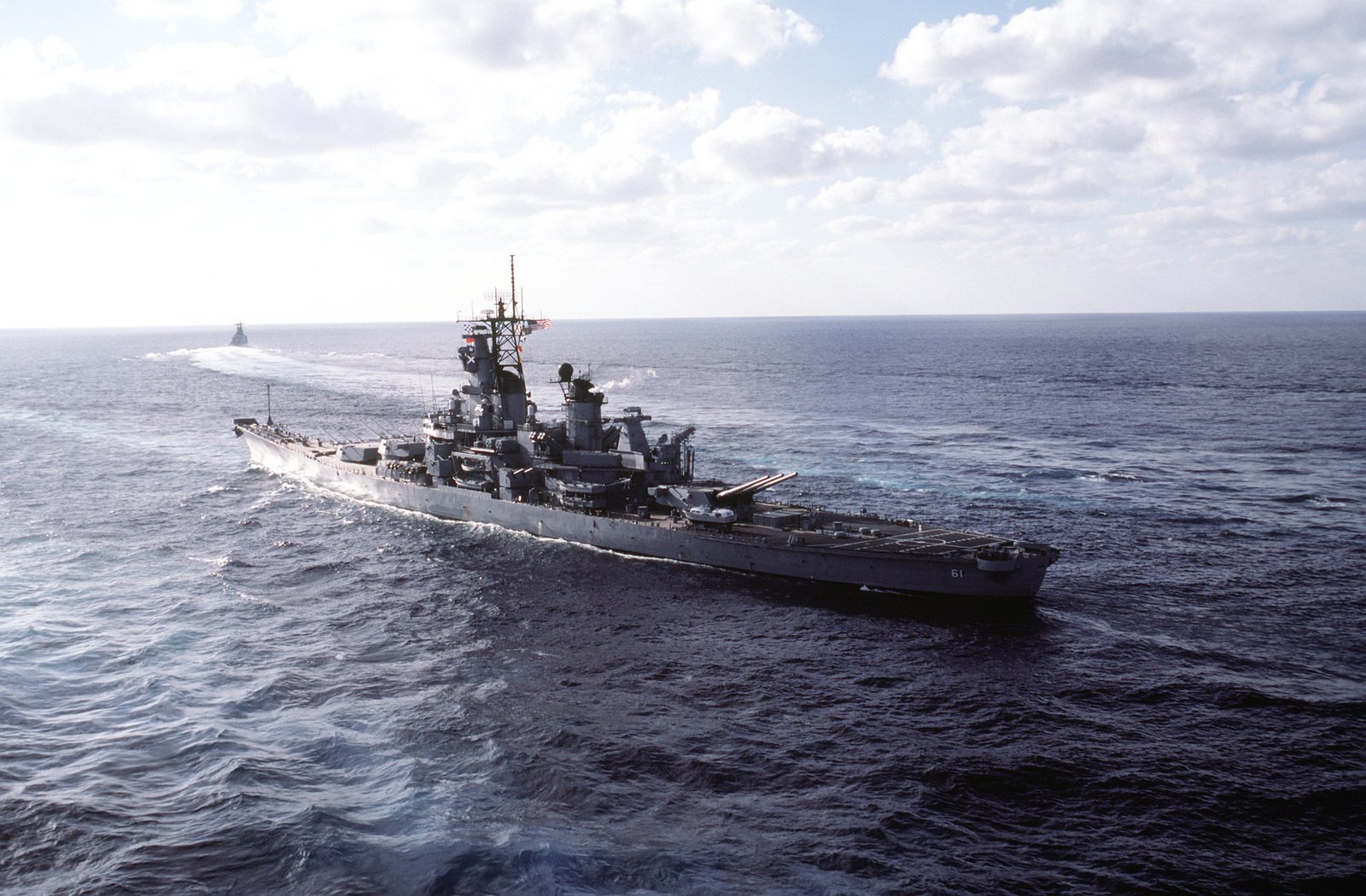 A Port Quarter View Of The Battleship Uss Iowa (bb-61) Underway - Nara 