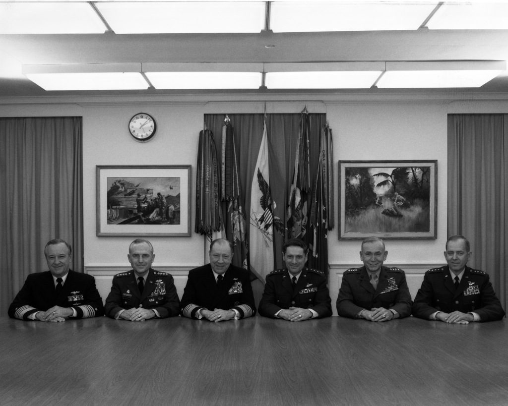 The Joint Chiefs of STAFF pose for a formal group photograph at the ...