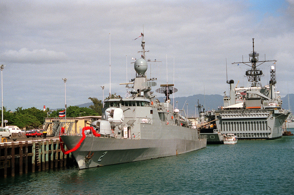 a-port-bow-view-of-the-thailand-missile-corvette-htms-sukhothai-pf-2-moored-1c5bb2-1024.jpg
