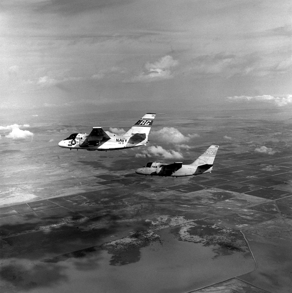 an-air-to-air-left-side-view-of-two-air-anti-submarine-squadron-32-vs-32-s-3a-viking-aircraft