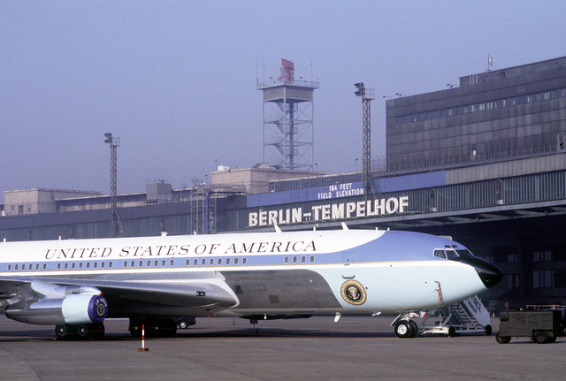 Air Force One Model Plane – White House Historical Association