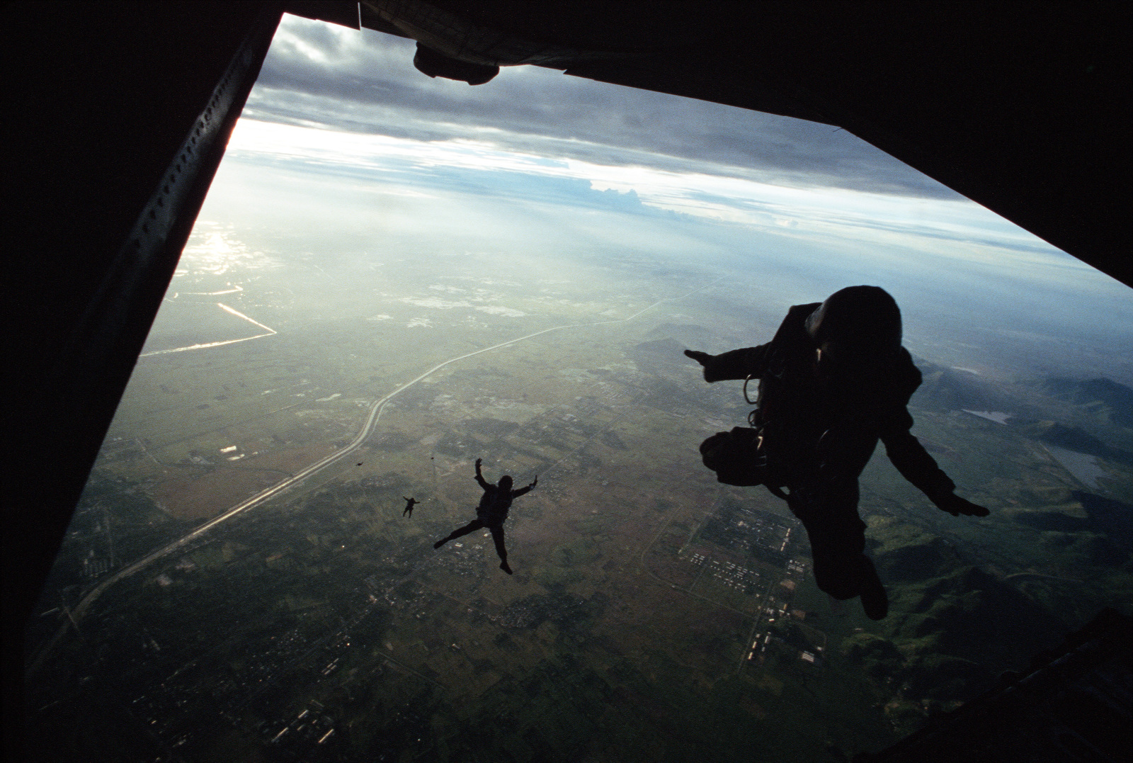 Thai paratroopers make a jump while participating in Exercise COBRA ...