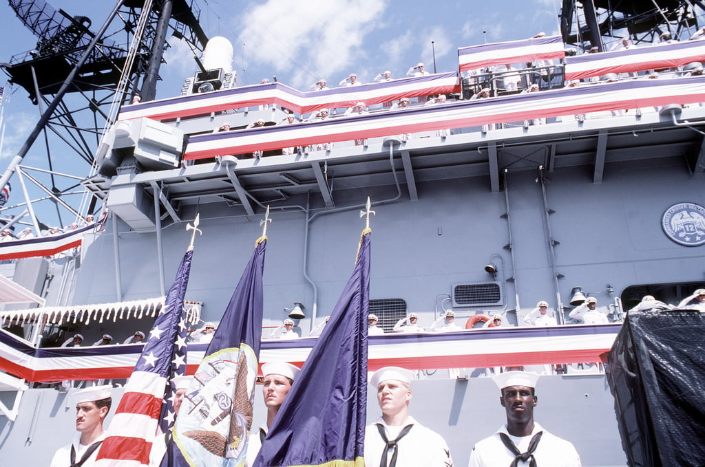 File:970403-N-1016M-001 Navy Color Guard.jpg - Wikimedia Commons