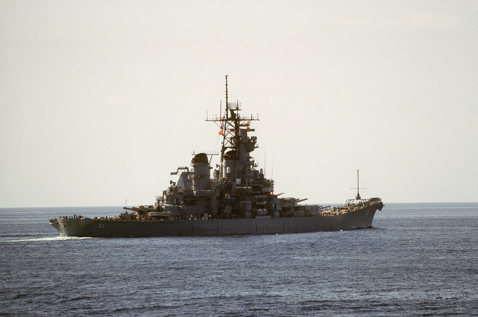 A Starboard Quarter View Of The Battleship Uss Missouri Bb 63 Underway Nara And Dvids Public 5232