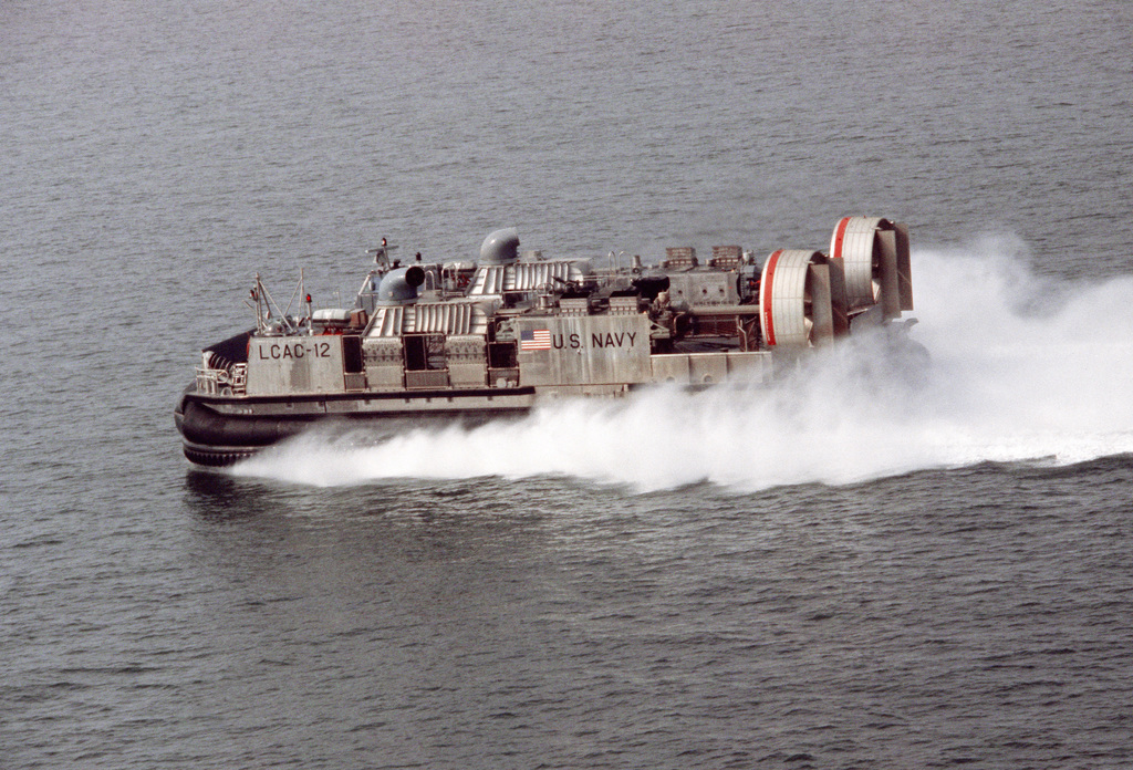 Левый борт. Lcac0550. Lcac1020. Lcac1162. LCAC лав 25.