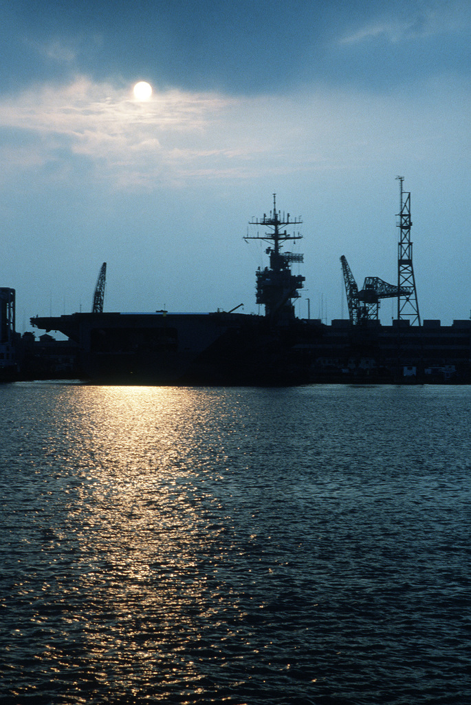 aircraft carrier silhouette