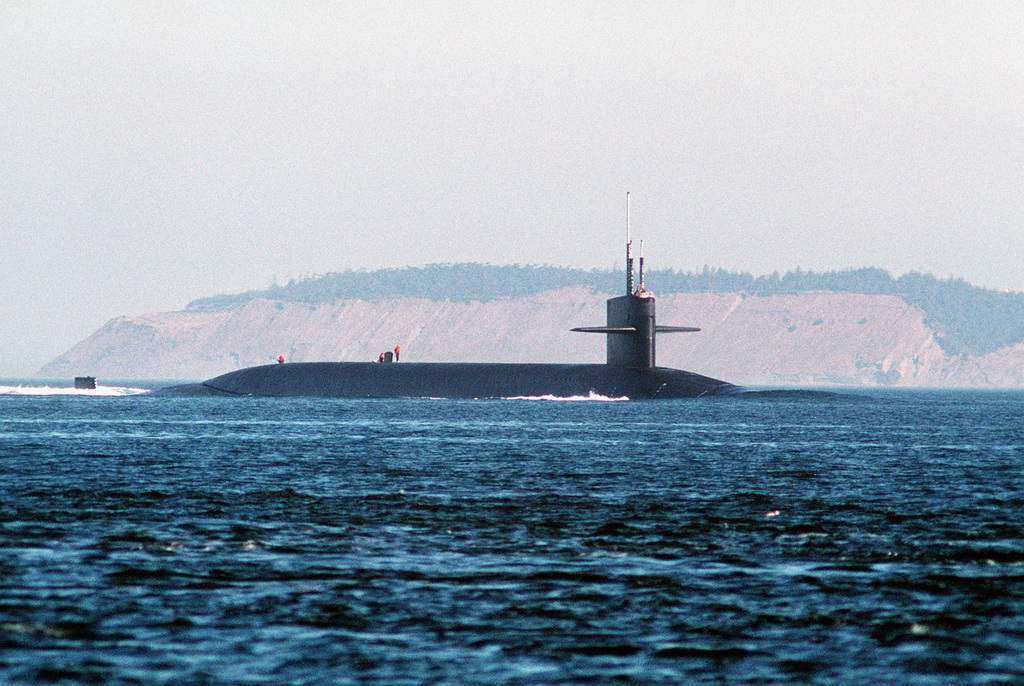 A Starboard Bow View Of The Nuclear Powered Strategic Missile Submarine Uss Alabama Ssbn 731