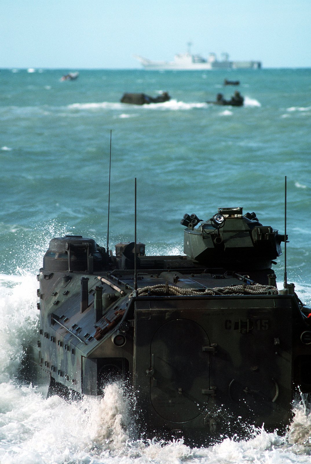 An AAVP-7A1 amphibious assault vehicle leaves the shoreline at Pattaya ...