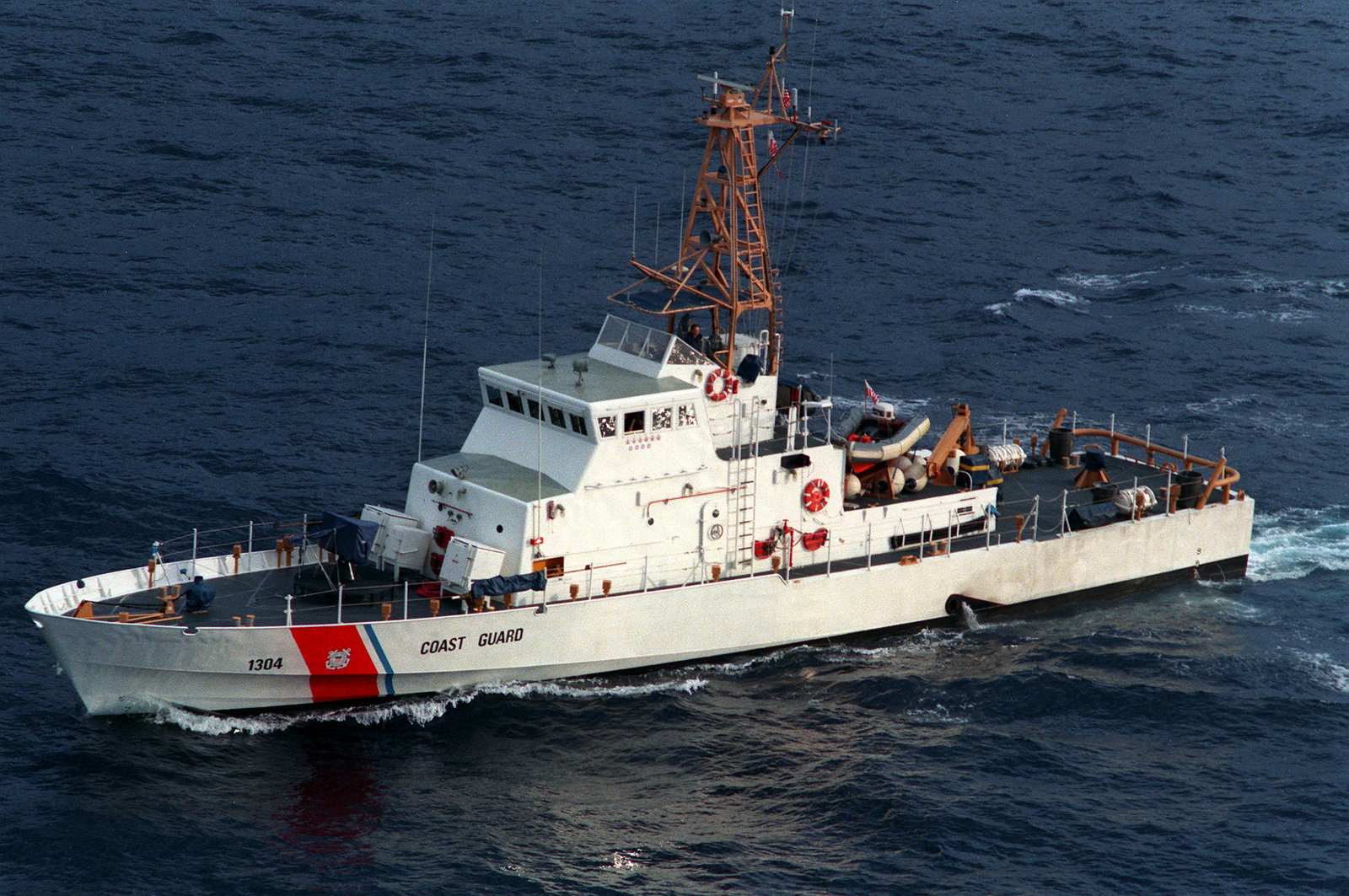 A port bow view of the Coast Guard patrol boat USCGC MAUI (WPB ...