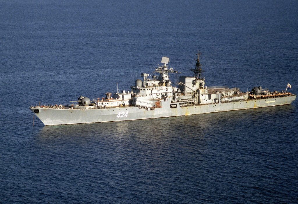 A port view of the Soviet Sovremenny class guided missile destroyer ...